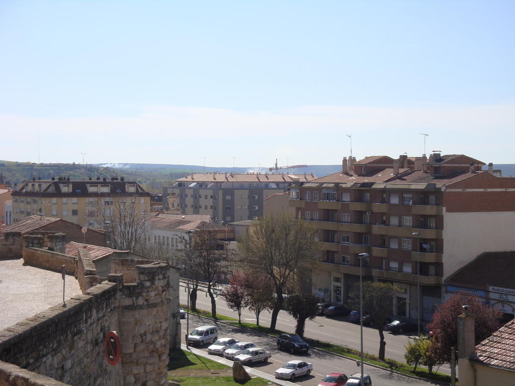 Apartamentos La Muralla Zamora Zewnętrze zdjęcie